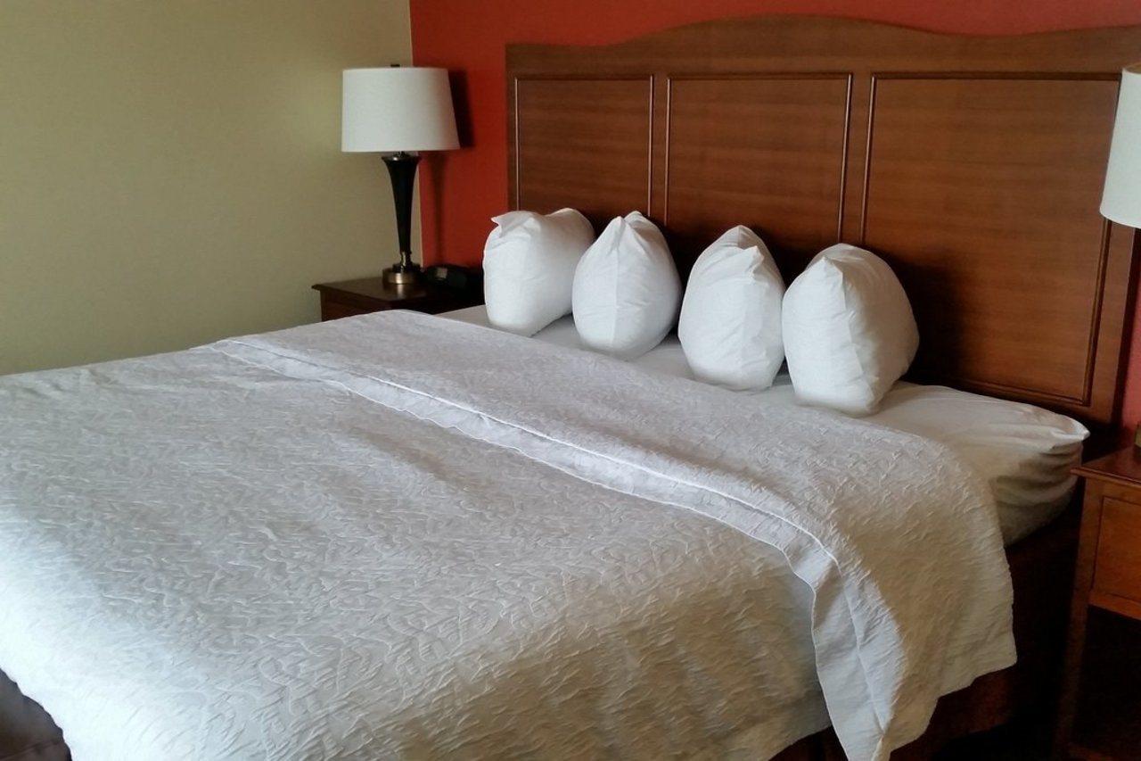 Hampton Inn & Suites Fort Worth/Форест-Хилл Экстерьер фото